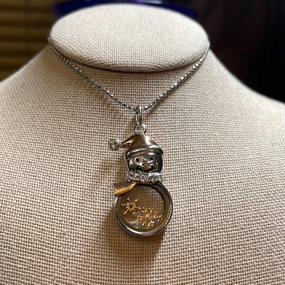 Origami Owl Snowman capsule locket necklace